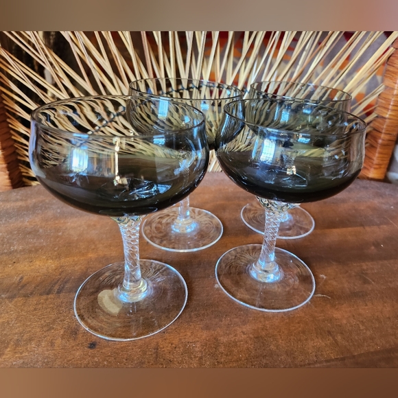 Set of 4 Vintage Coupe Glasses Smokey Grey Crystal Twisted Stem - Picture 2 of 8
